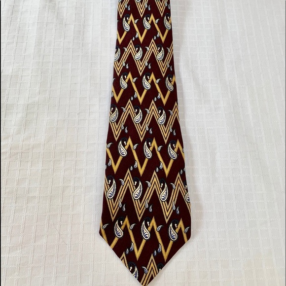 Metropolitan museum of art tie new - Picture 7 of 9